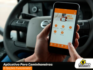Close em celular com aplicativos para caminhoneiros na tela